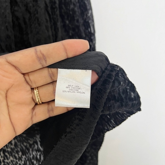 Tanya Taylor's Lucy devoré pullover top - Picture 8 of 8